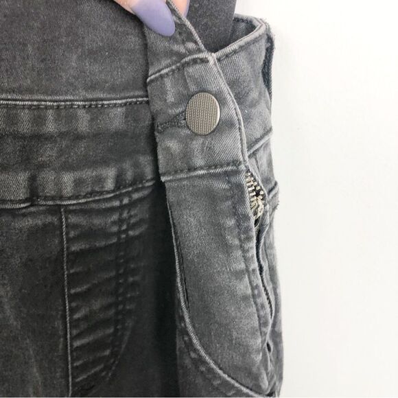 FREE PEOPLE | Century Denim Black Wash Skinny Jean Overalls Women’s Size 26 - Picture 8 of 14